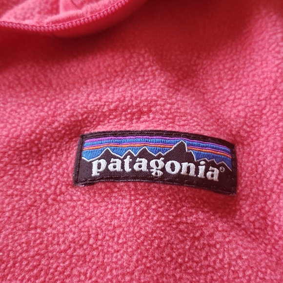 Coral Pink Patagonia fleece - Picture 2 of 3